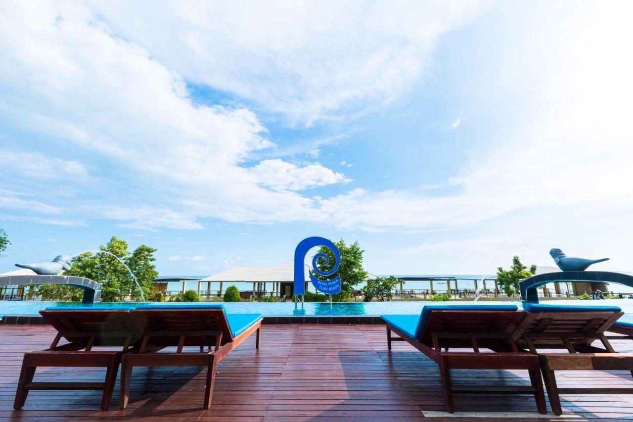 Royal Phala Cliff Beach Resort Ban Chang  Ngoại thất bức ảnh