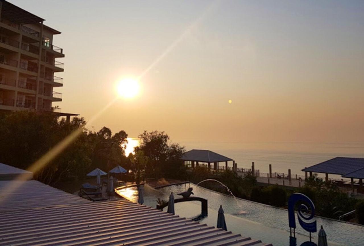 Royal Phala Cliff Beach Resort Ban Chang  Ngoại thất bức ảnh