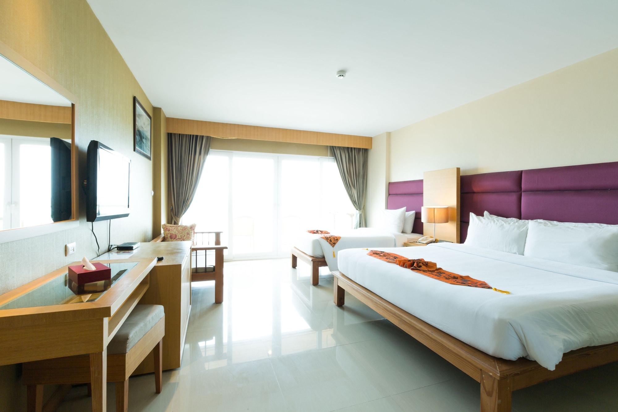 Royal Phala Cliff Beach Resort Ban Chang  Ngoại thất bức ảnh