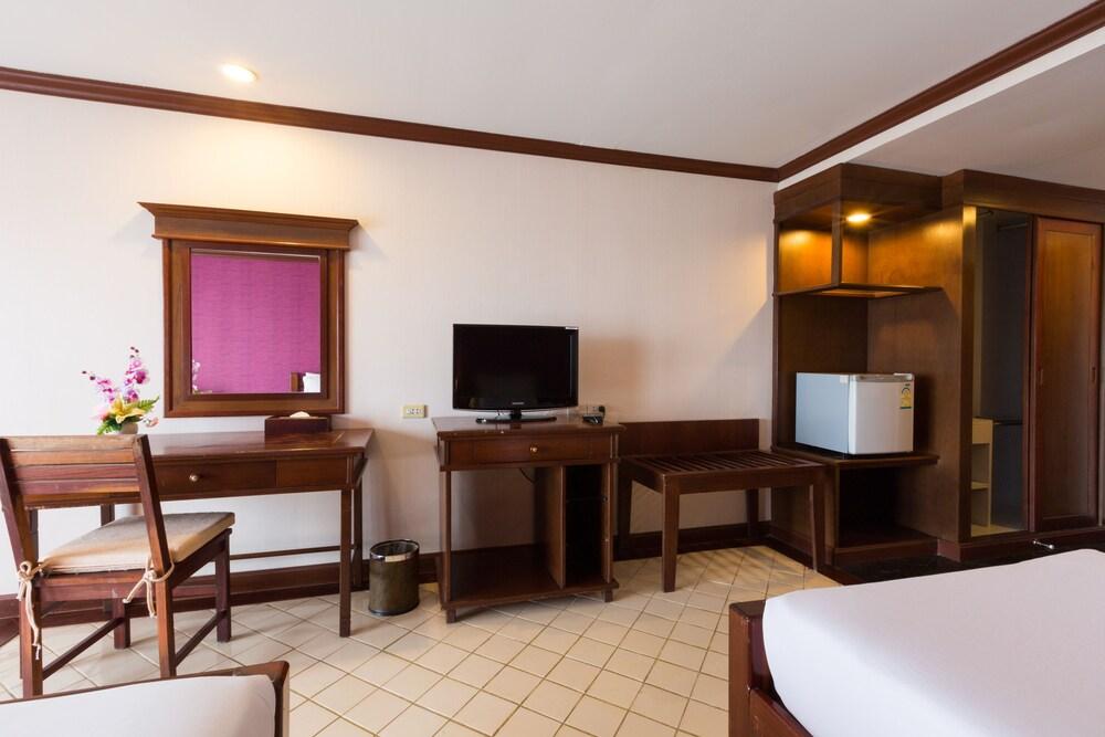 Royal Phala Cliff Beach Resort Ban Chang  Ngoại thất bức ảnh