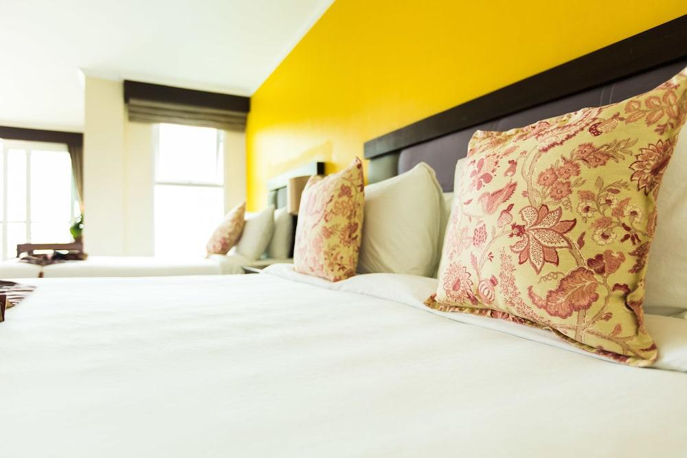 Royal Phala Cliff Beach Resort Ban Chang  Ngoại thất bức ảnh
