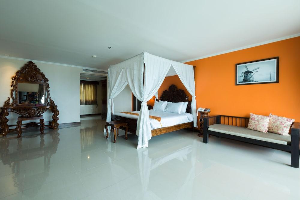 Royal Phala Cliff Beach Resort Ban Chang  Ngoại thất bức ảnh