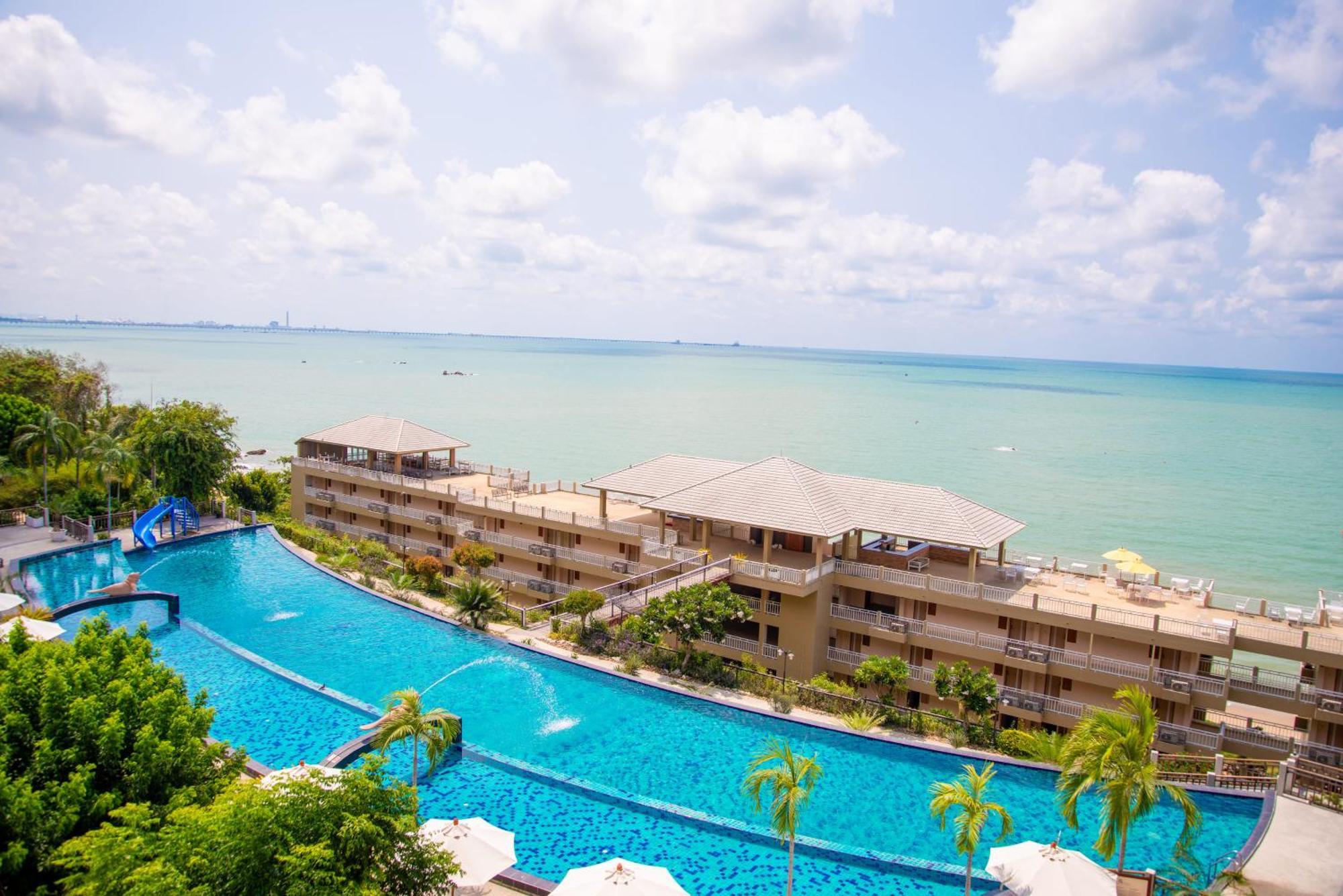 Royal Phala Cliff Beach Resort Ban Chang  Ngoại thất bức ảnh