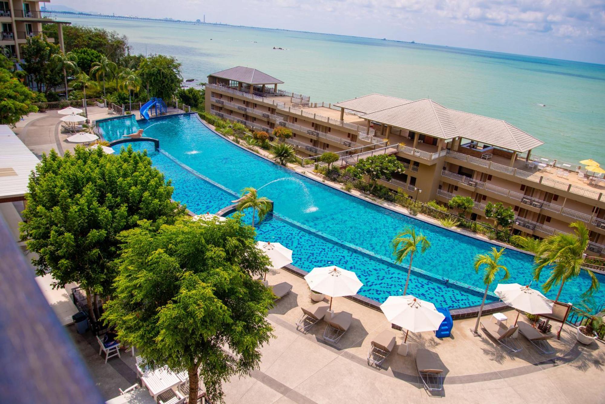 Royal Phala Cliff Beach Resort Ban Chang  Ngoại thất bức ảnh