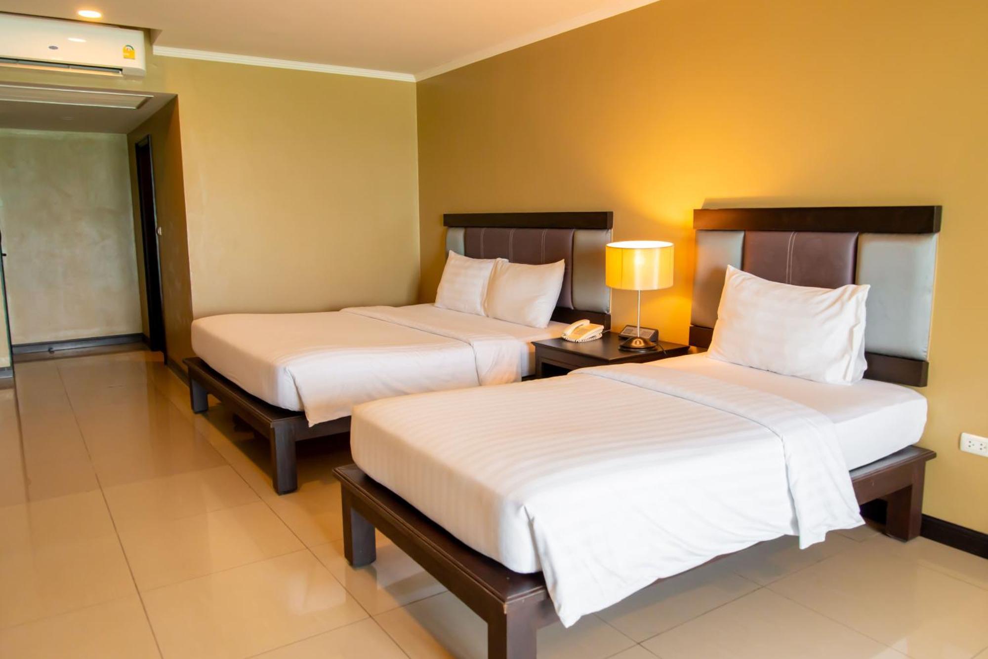 Royal Phala Cliff Beach Resort Ban Chang  Ngoại thất bức ảnh