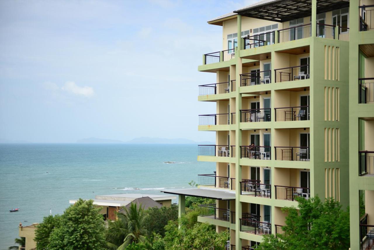 Royal Phala Cliff Beach Resort Ban Chang  Ngoại thất bức ảnh